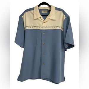 Cubavera Blue And Cream Embroidered Bowling  Shirt Sz Large Fits Large